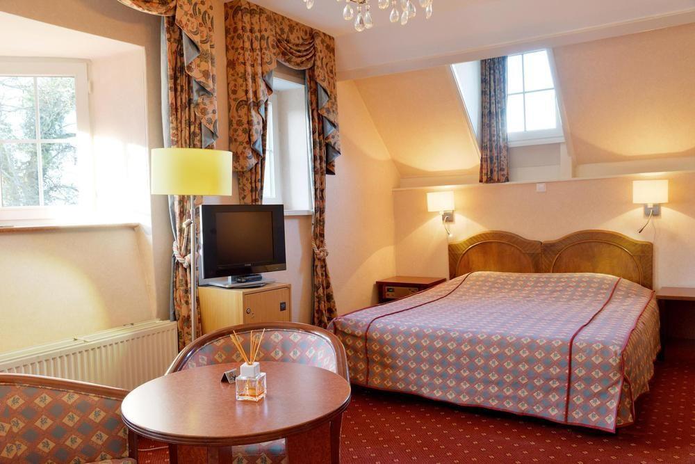 Hotel Kasteel Geulzicht ماسترخت المظهر الخارجي الصورة